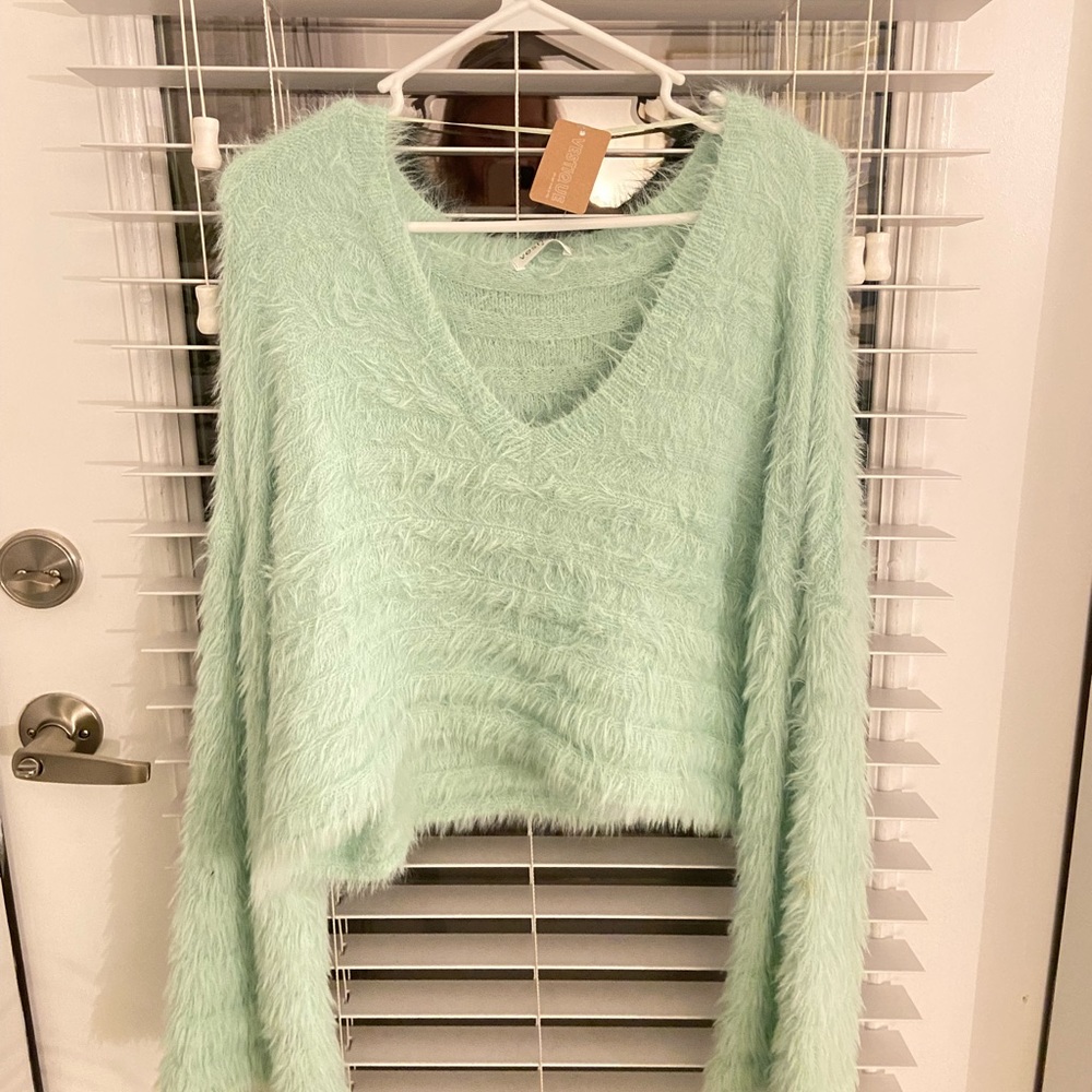 Vestique Sweater
